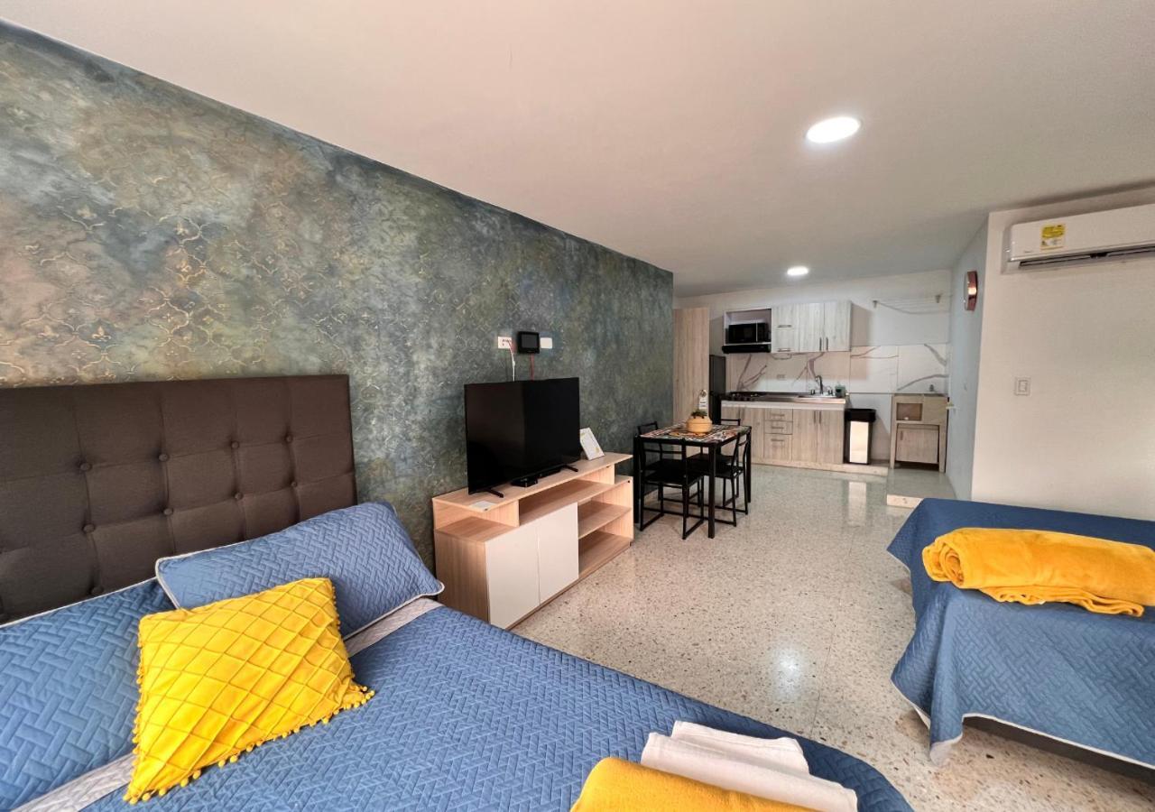 Park 66 Apartaestudios Кали Екстериор снимка